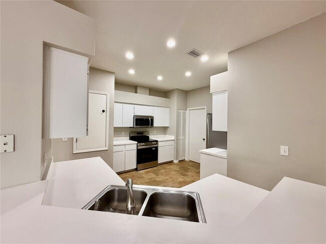 Building Photo - 807 Frankford Dr