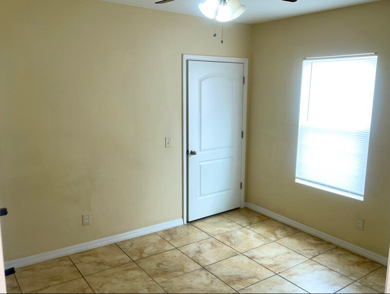 Building Photo - 316 N Grandview Ave