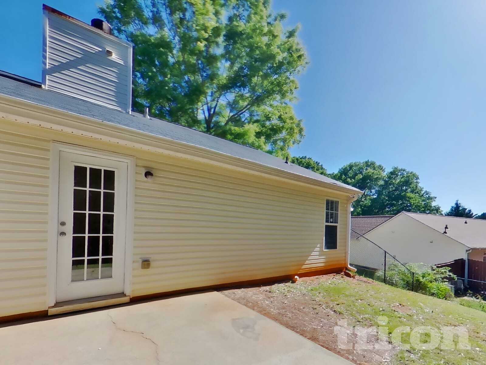 Building Photo - 410 Red Oak Ct