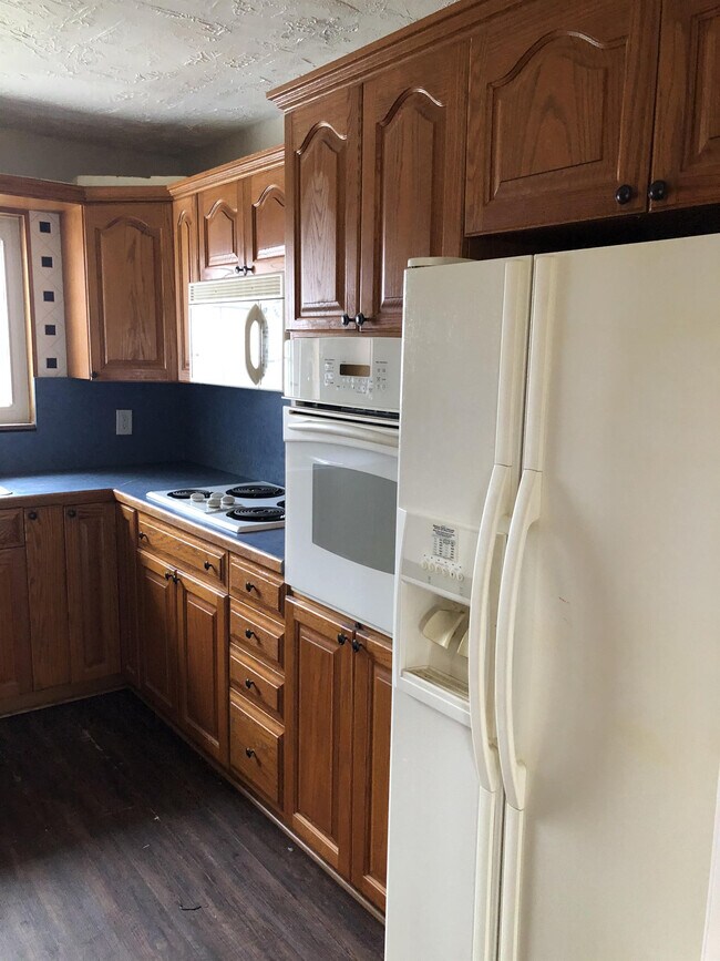 Building Photo - 218 Britton Dr