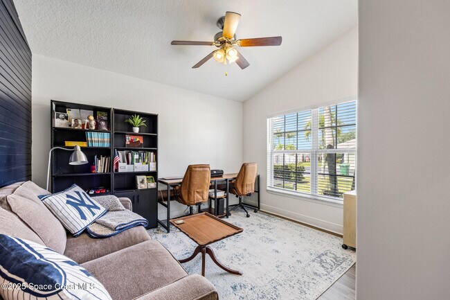 Building Photo - 1236 Alaqua Way