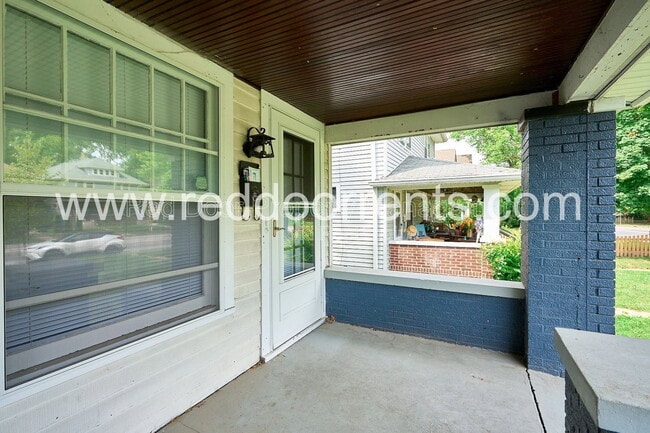 Building Photo - 4704 N College Ave