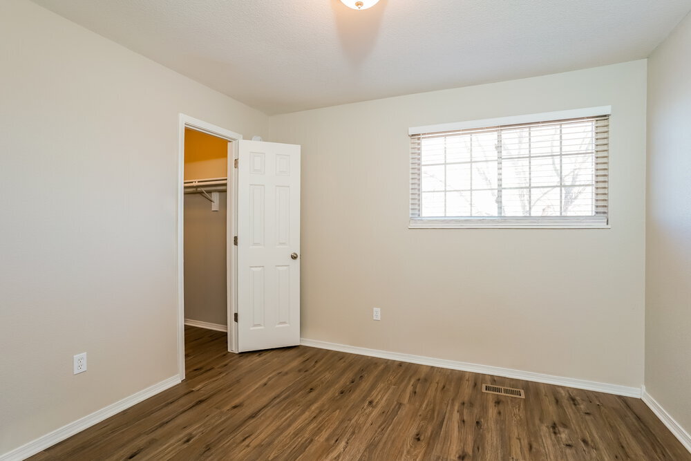 Building Photo - 1038 Nolte Dr W