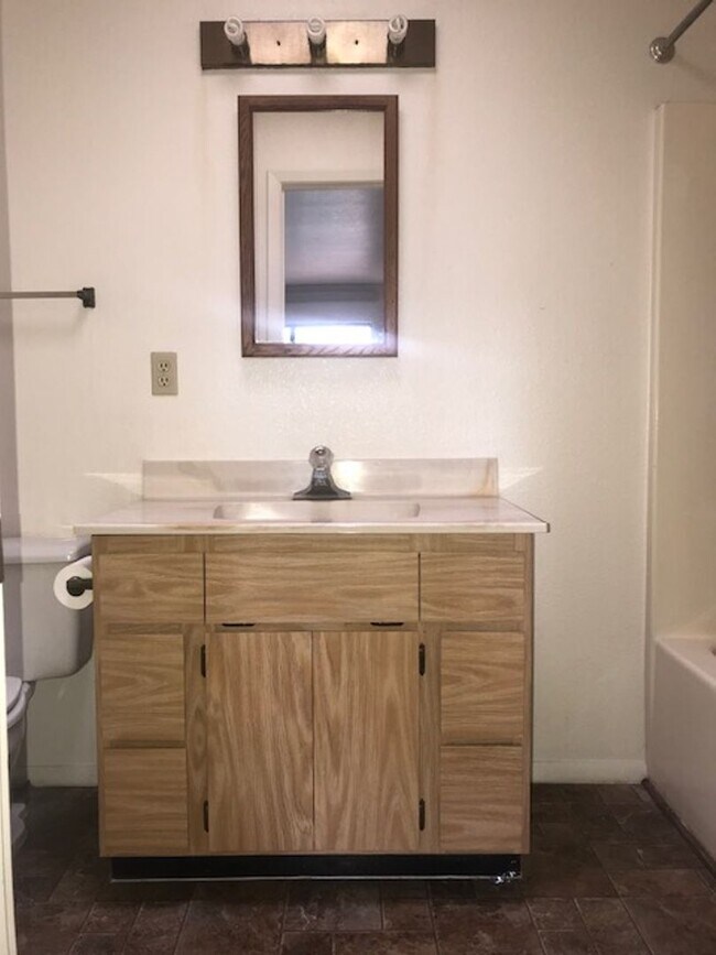 Building Photo - 7665 Spouse Dr