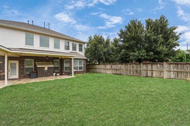 Building Photo - 26535 Ashwood Creek Ln