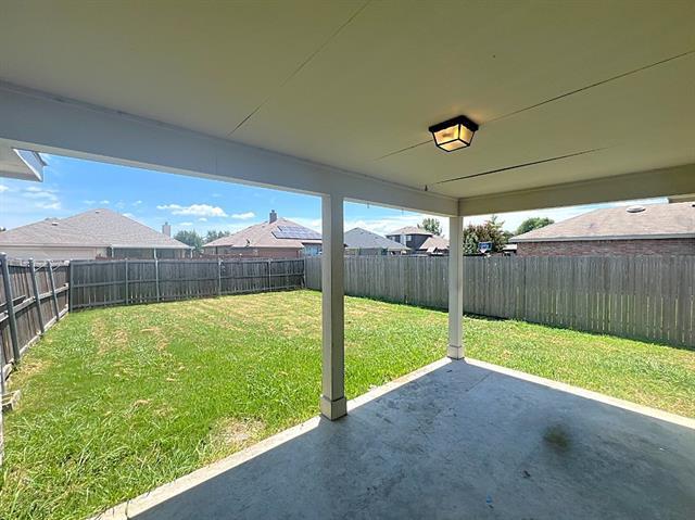 Building Photo - 1616 Logan Dr