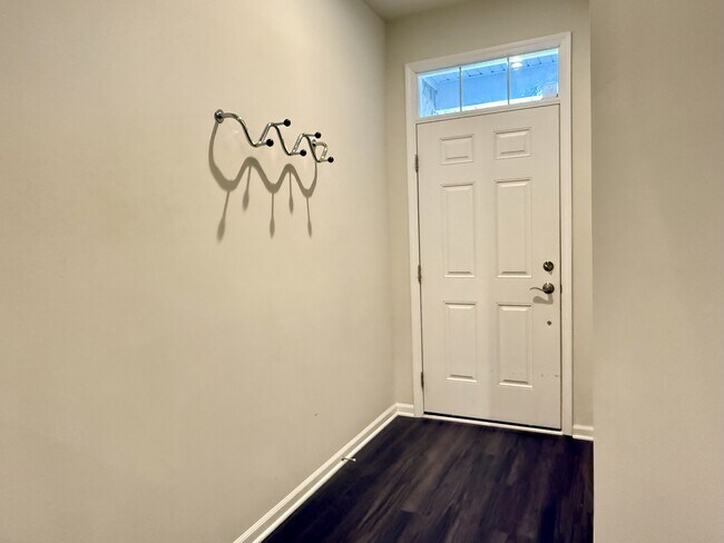 Building Photo - 2809 Willow Ct