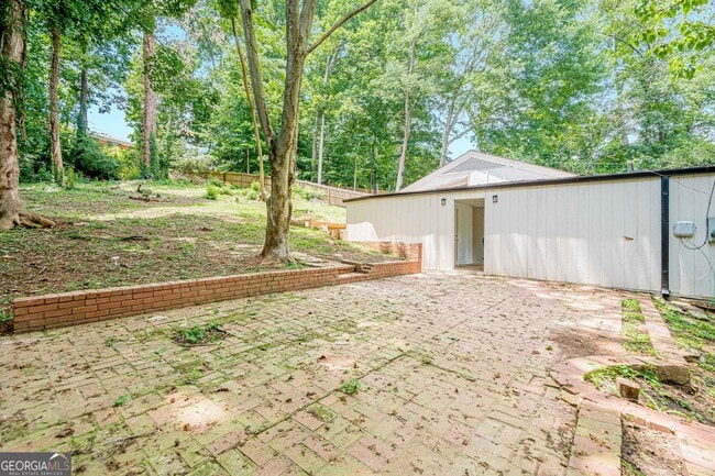 Building Photo - 2018 Bramblewood Dr NE