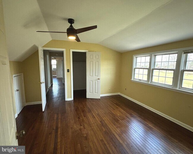 Building Photo - 723 Godshall Rd