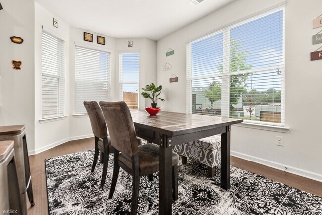 Building Photo - 3 br, 2.5 bath House - 839 Regal Lane
