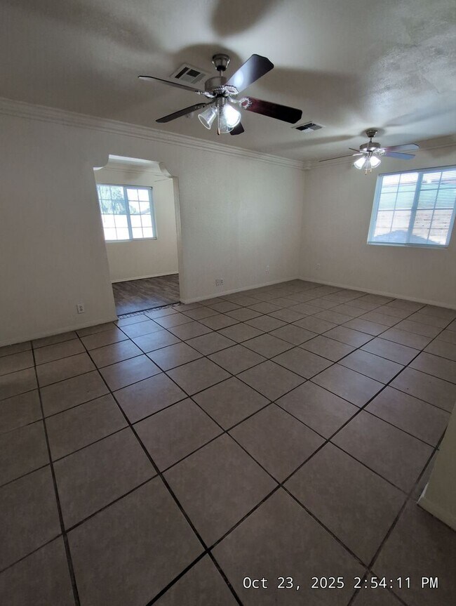 Building Photo - Welcome to your new cozy, immaculate and spacious home!