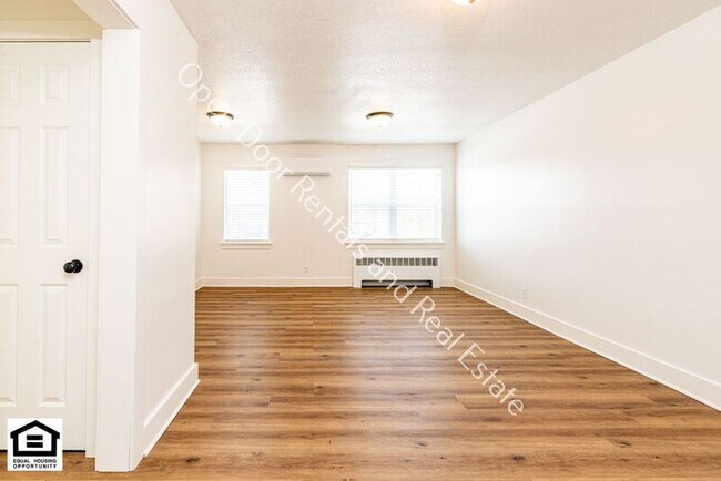 Building Photo - 1823 Griswold Dr