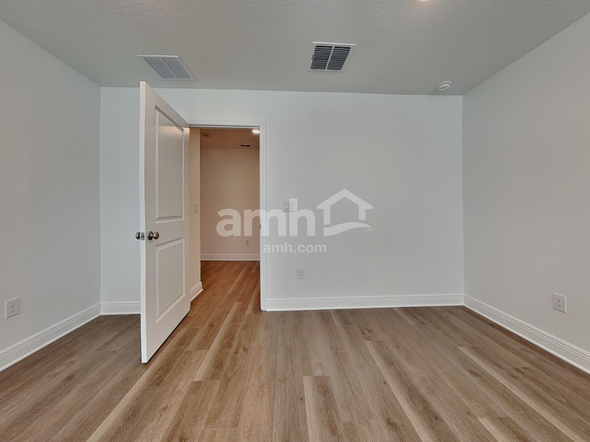 Building Photo - 6781 Atlantic Bch Ave