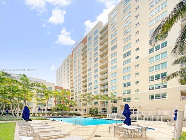 Building Photo - 2001 Biscayne Blvd