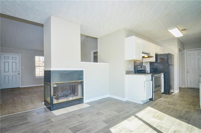 Building Photo - 130 Crystal Brook