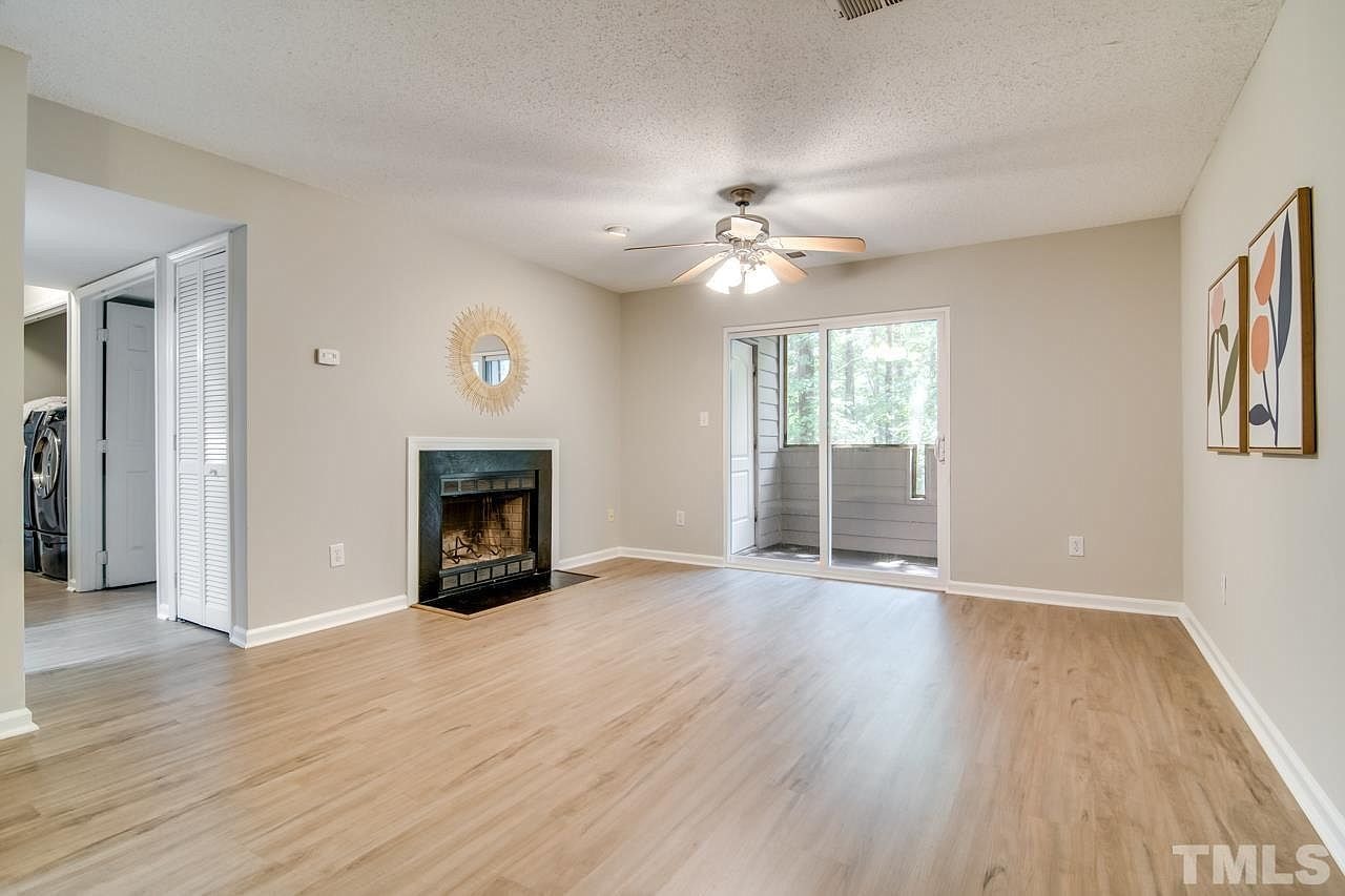 Building Photo - Room in Condo on Audubon Lake Dr