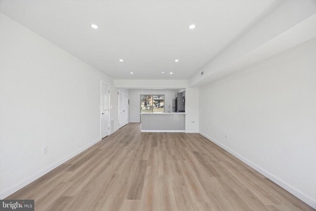 Building Photo - 507 Bradley Ct