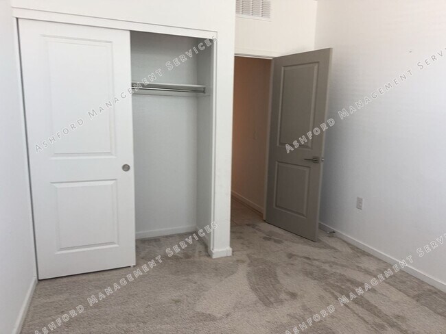Building Photo - ***MOVE IN SPECIAL***GORGEOUS MARLEY PARK ...