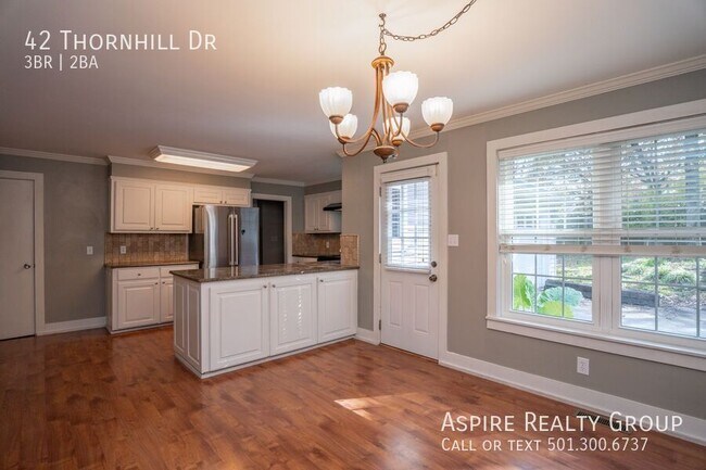 Building Photo - 42 Thornhill Dr