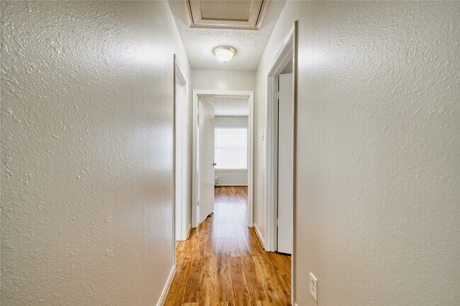 Building Photo - 4439 Morris Dr