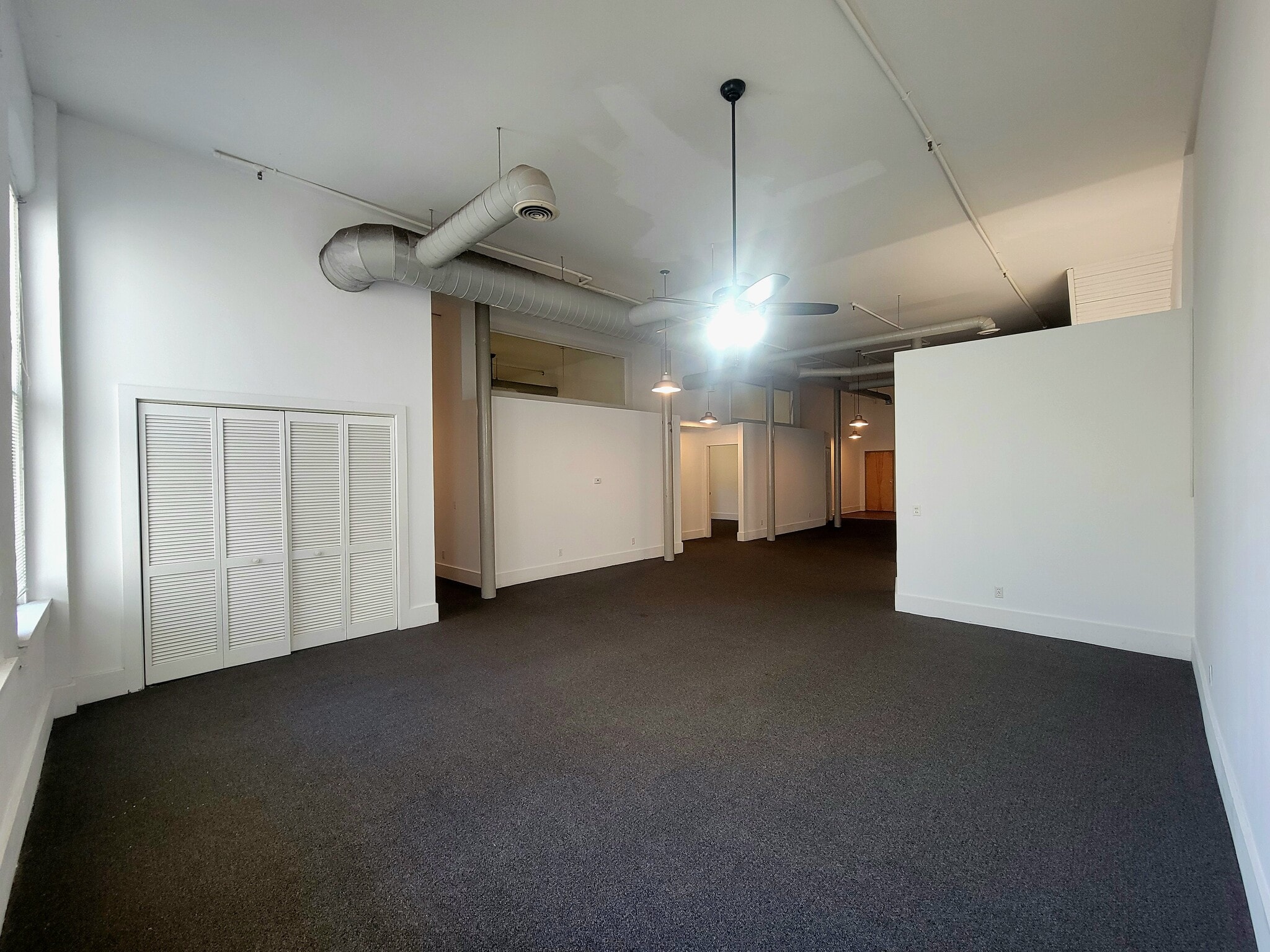 Building Photo - 122 N 3rd St