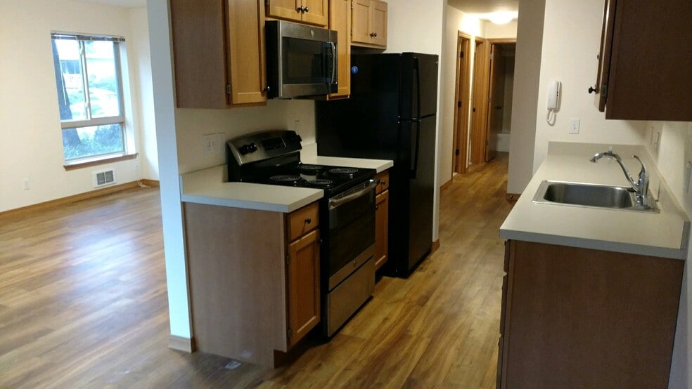 Kitchen - Legend House