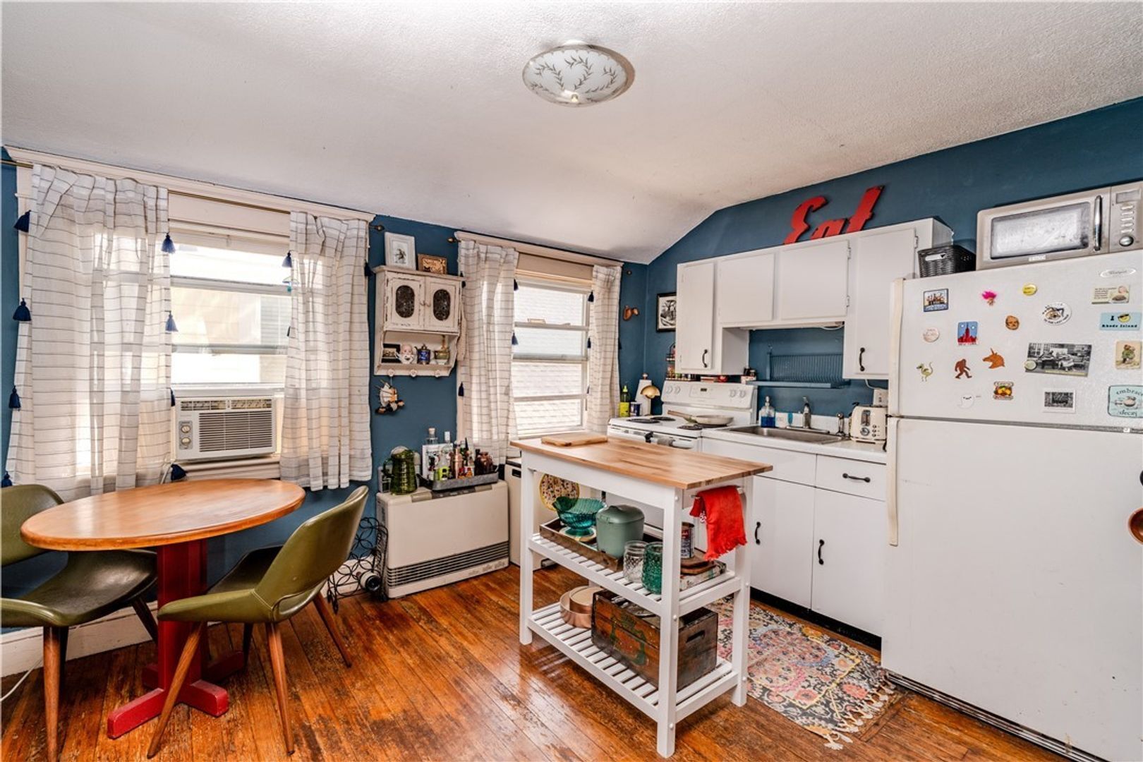 Building Photo - 125 Taber Ave