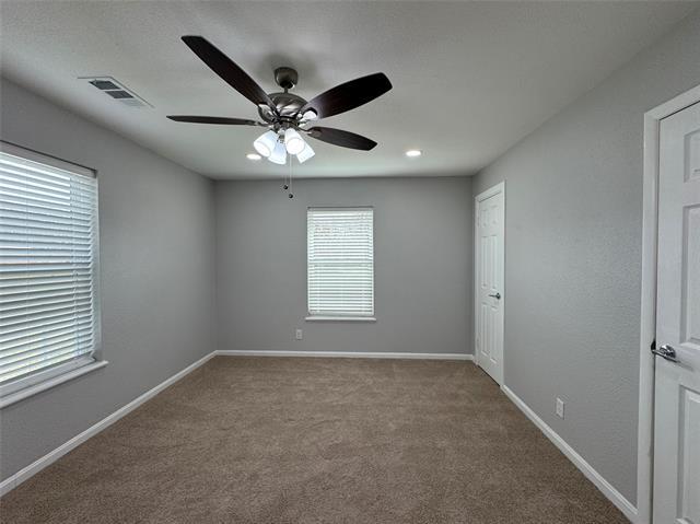 Building Photo - 2500 Rolling Hills Dr