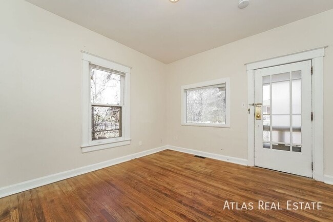 Building Photo - 1917 S Fox St