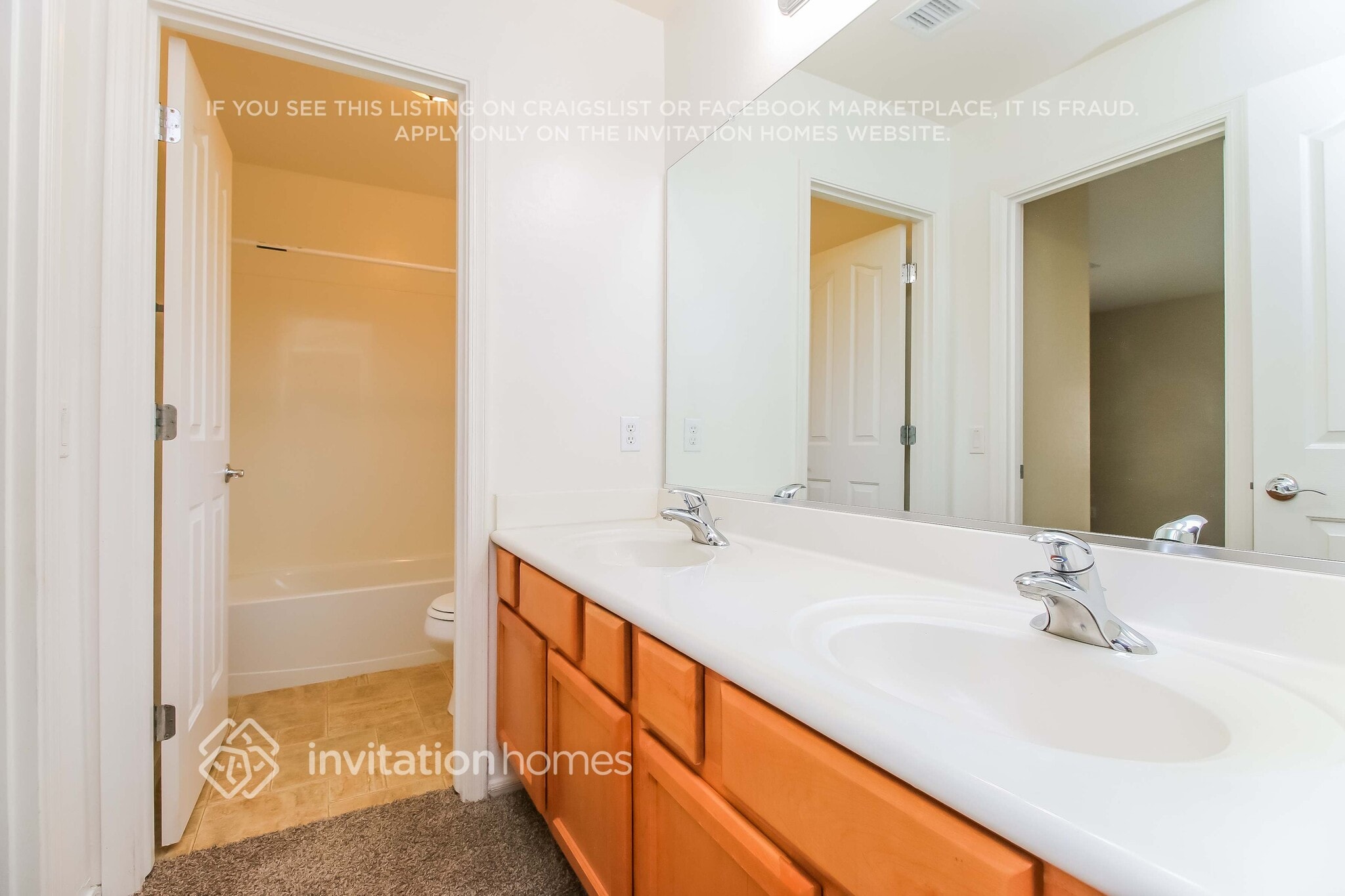 Building Photo - 7035 S San Jacinto Ct