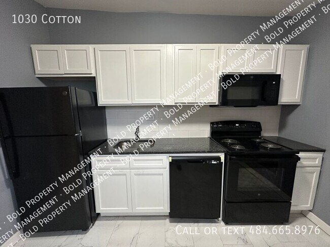 Building Photo - 1030 Cotton-