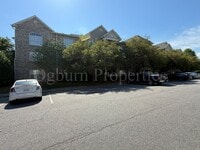 Building Photo - 4455-308 Brassfield Drive2BR/2BA Condo, Convenient to University Pkwy & Hwy 52