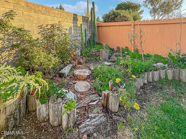 Building Photo - 4150 Lake Harbor Ln