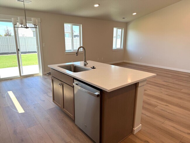 Building Photo - Newly Built 3-Bedroom with Fenced Back Yard