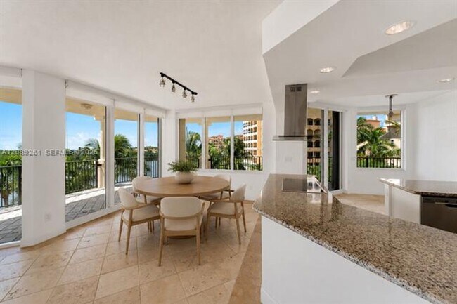 Building Photo - 13627 Deering Bay Dr
