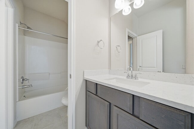 Building Photo - 13823 Paseo De La Paz Pl