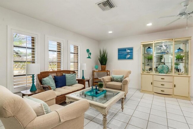 Building Photo - 2220 Broad Ranch Dr