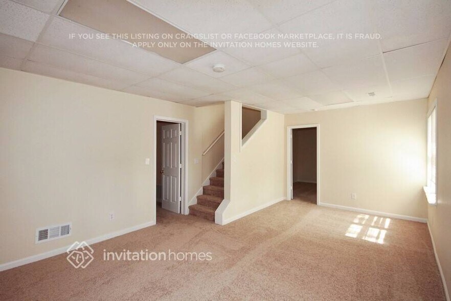 Building Photo - 253 Sedgewick Trail