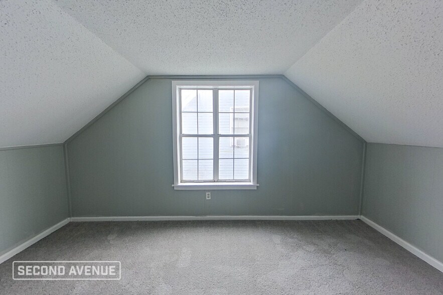 Building Photo - 6625 Rocky Park Dr