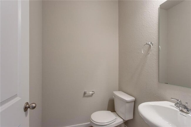 Building Photo - 17303 Leafroller Dr