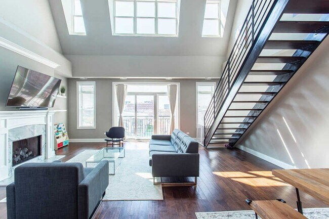 Building Photo - 1845 S State St