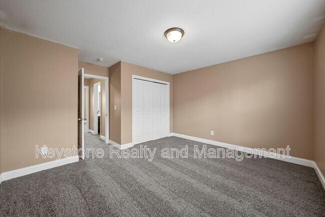 Building Photo - 2296 McCormick Lane