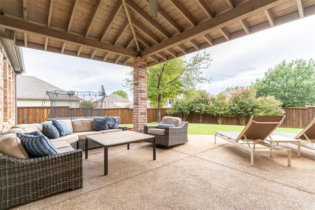 Building Photo - 10451 Enchanted Meadow Dr