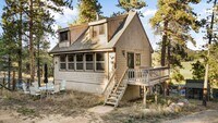 Building Photo - Florissant Home