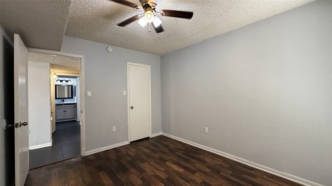 Building Photo - 250 El Dorado Blvd