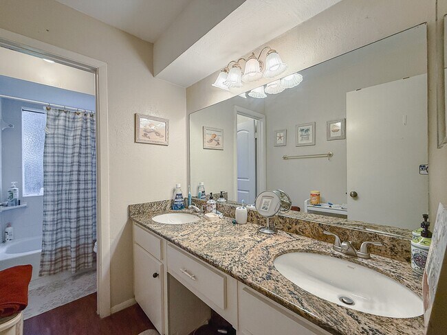 Building Photo - 3306 Hunterwood Dr