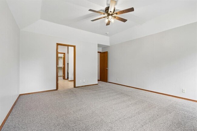Building Photo - 2725 NW 166th St