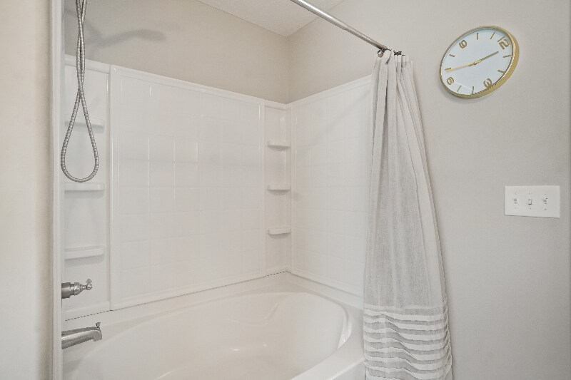 Building Photo - 1728 Sunray Dr