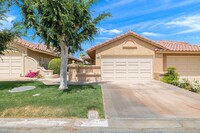Building Photo - 77784 Woodhaven Dr S