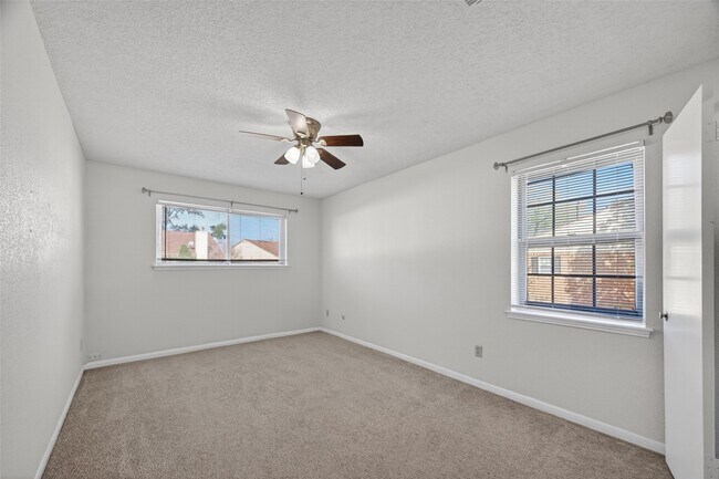 Building Photo - 14381 Still Meadow Dr